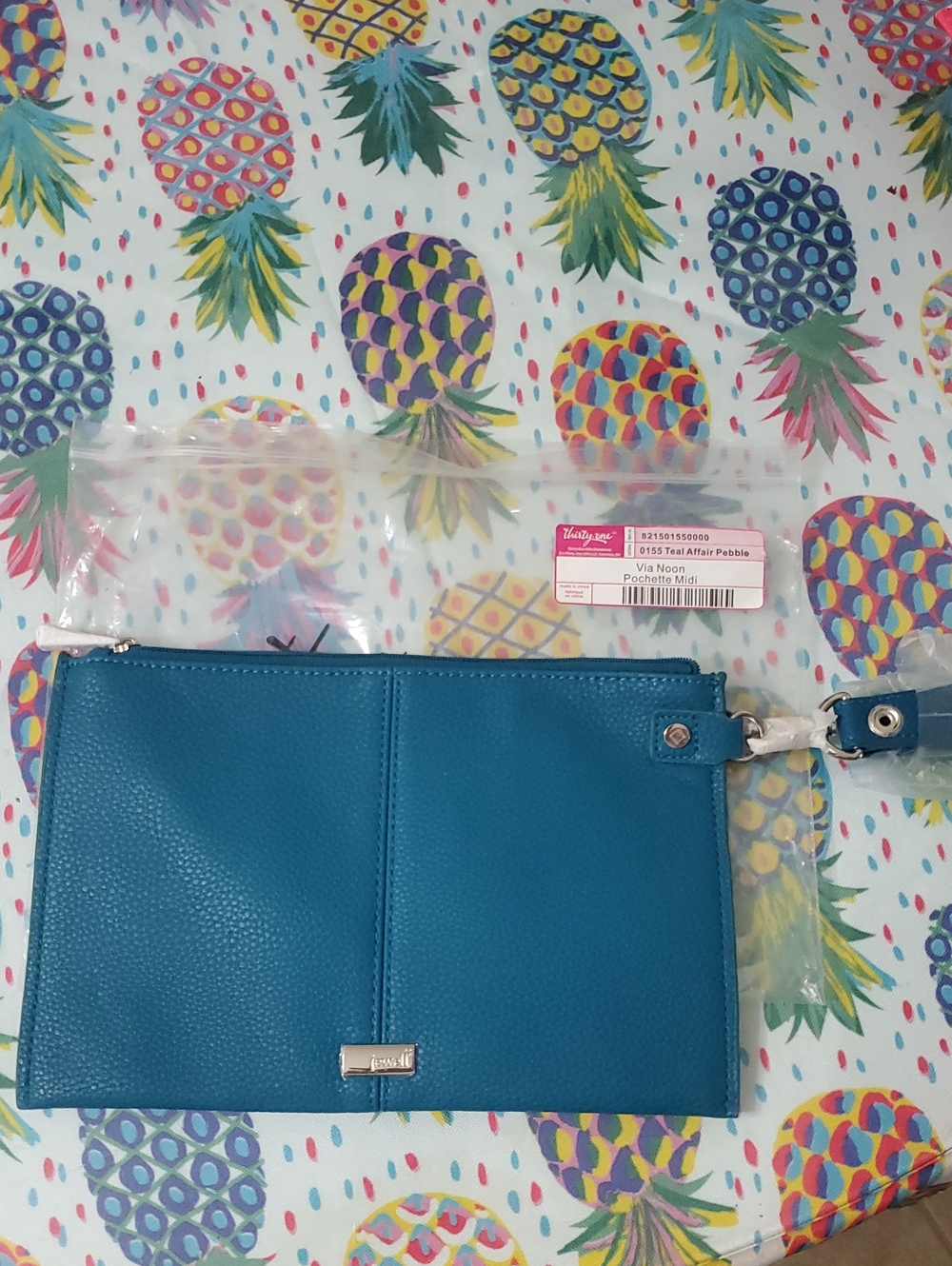 thirty-one Teal Pebble Via Noon Pochette Midi thirty-one beautifil teal color